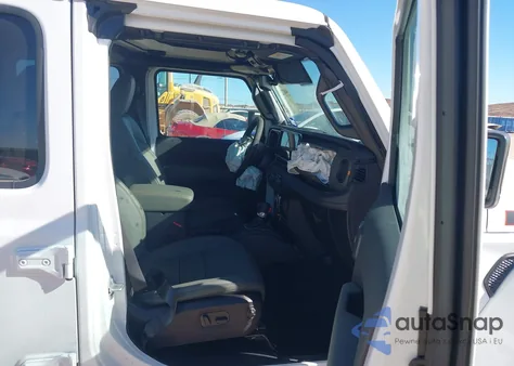 2025 Jeep Gladiator Mojave X z USA, uszkodzony, nr VIN 1C6RJTEG0SL541702